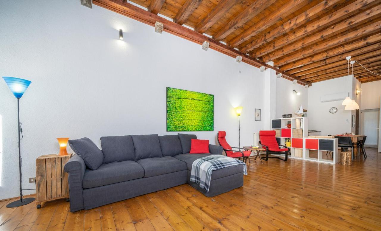 Vista Matteotti- Udine Center Apartment エクステリア 写真